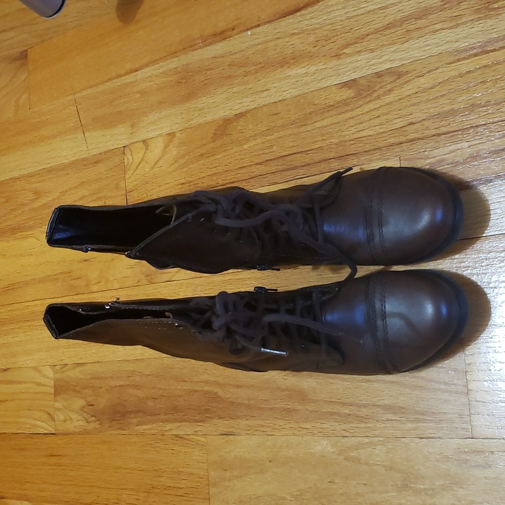 STEVE MADDEN COMBAT BOOTS BROWN 8.5